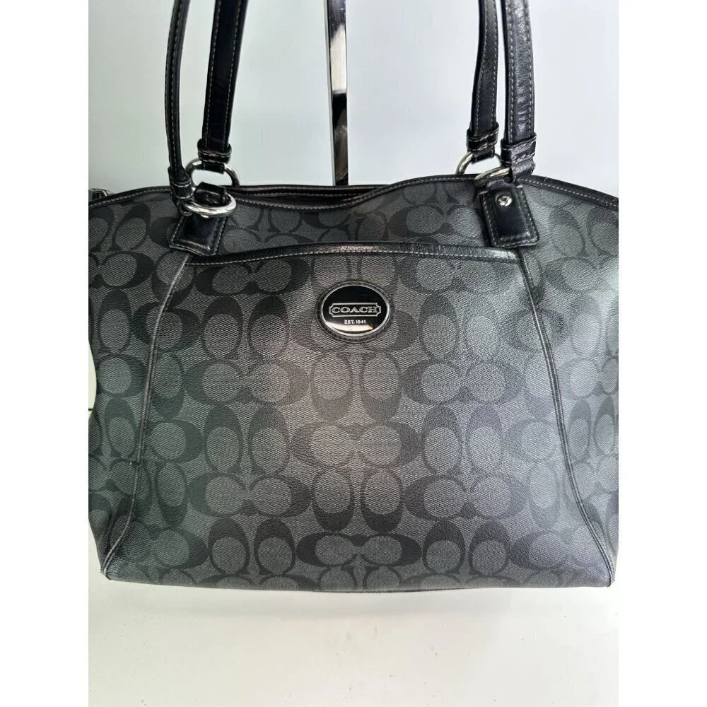 Coach Peyton Pocket Tote Black & Gray F19816 DAMAGED TRIM